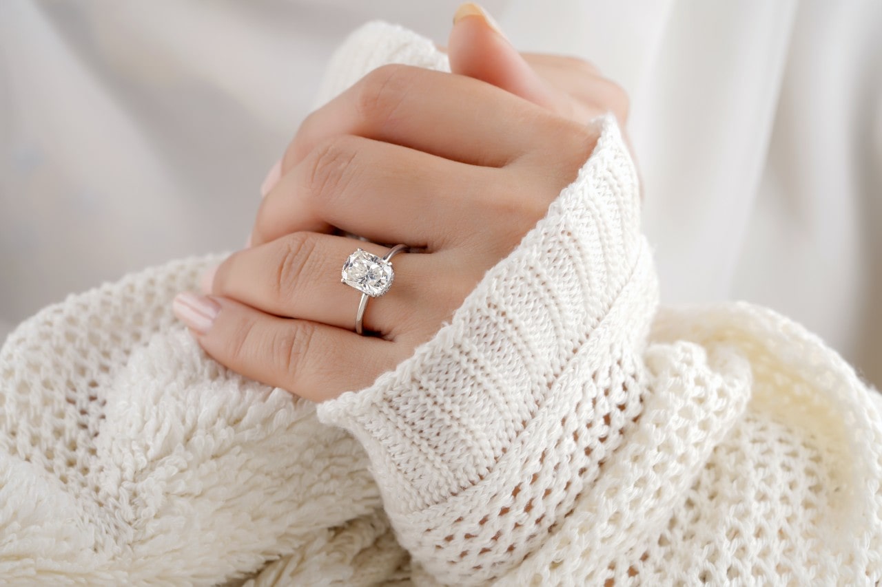 2023 Winter Engagement Ring Trends: Sparkling Insights