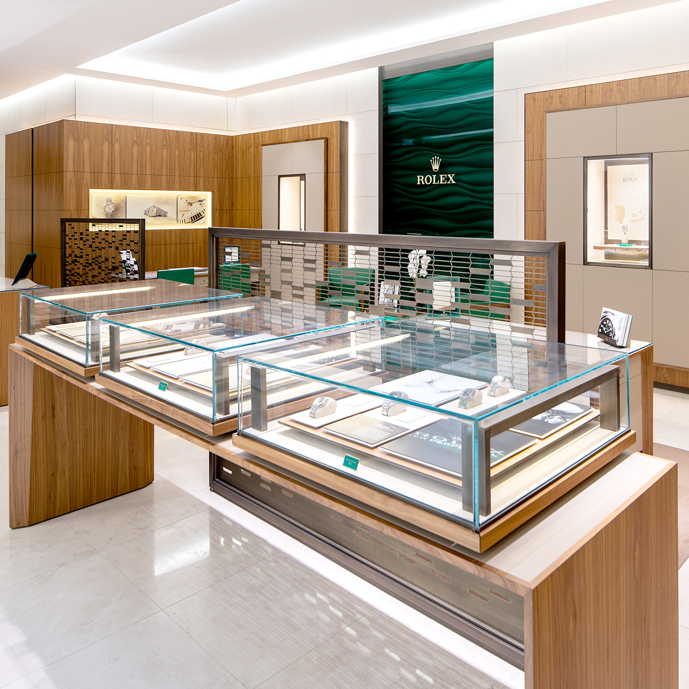 A Personalized Experience at Damiani Jewellers in Ontario